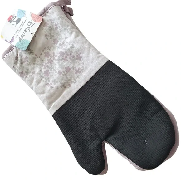 Disney Mickey Mouse Floral Oven Mitts 2PK Heat Resistant Cream Purple Spring