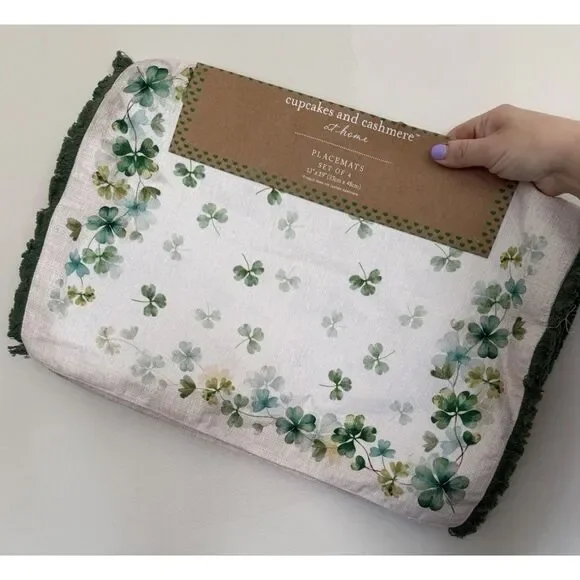 NWT CUPCAKES AND CASHMERE PLACEMATS SHAMROCKS Greens FRINGE 13 X 19