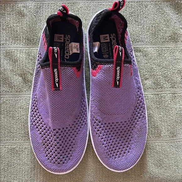 Speedo Purple Slip-On Water Shoes size M (2/3)