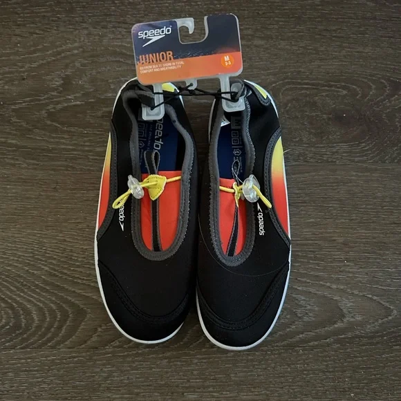 Speedo Girl's / boys Skimmer Water Shoes M(2-3) medium new with tag black