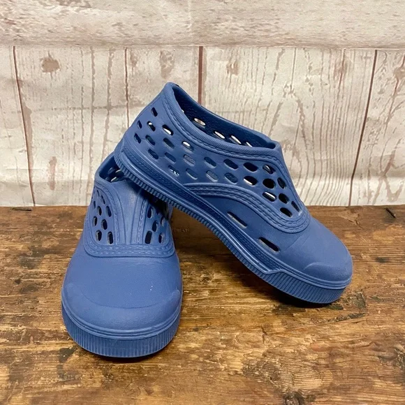 OshKosh B'Gosh rubber slip on sneaker shoes