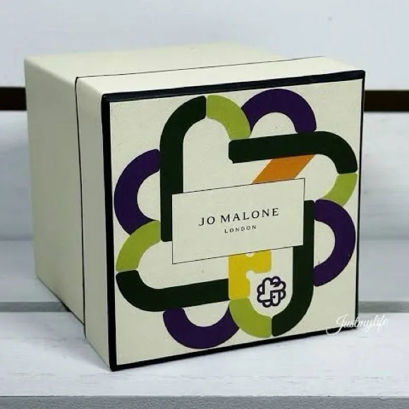 🕯️ Jo Malone Violet Leaf & Bergamot Candle – 2.5” ✨ NIB 🎀