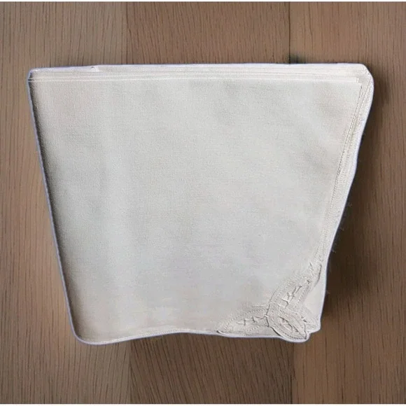 Vintage Lot 11 100% Cotton Linen Hand-Sewn Napkins Battenberg Lace Corner 15