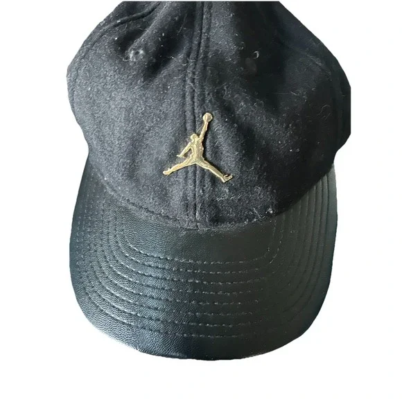 Air Jordan Black Hat Adjustable One Size Cap‎ Youth Boys Good Condition