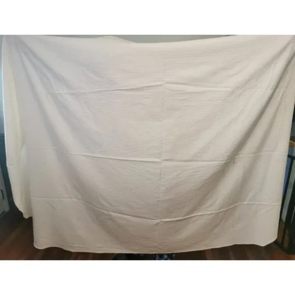 Vintage Avon Home Fashions Beige Tablecloth 98