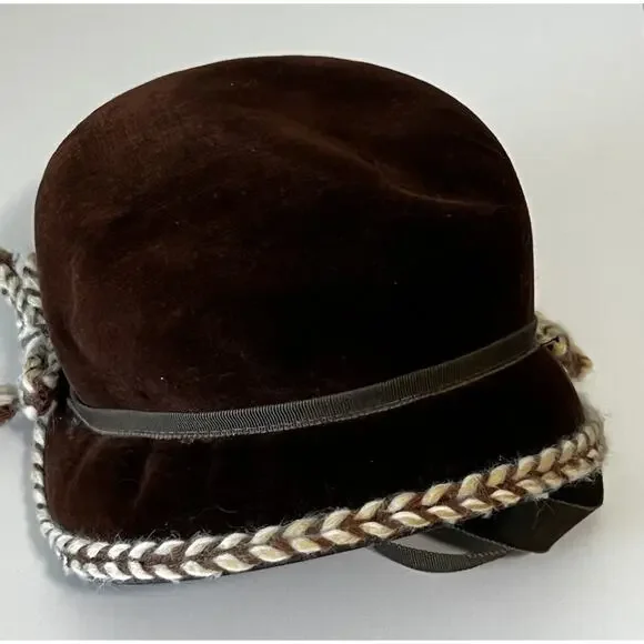 Vintage 40s 50s Girls Hat Petit Chapeau by Richard Englander Brown Felt Bonnet
