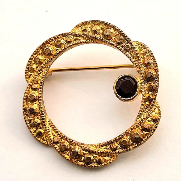 Vintage pin