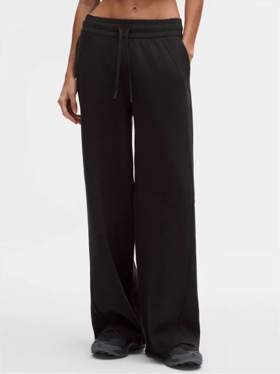 Lululemon - Scuba Mid-Rise Wide-Leg Pant
