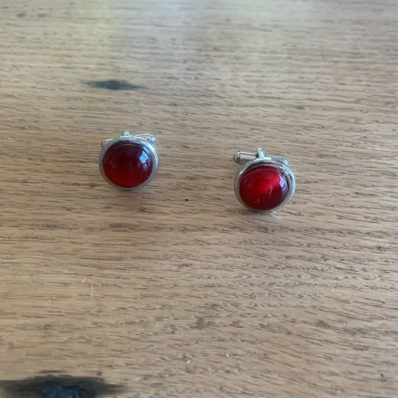 Deep Red Cufflinks Men’s Silver‎ Metals