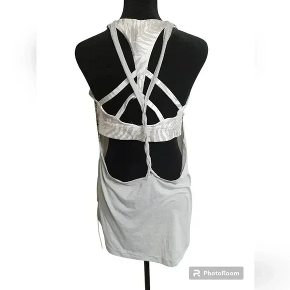 NWT Lululemon twist and toil tank