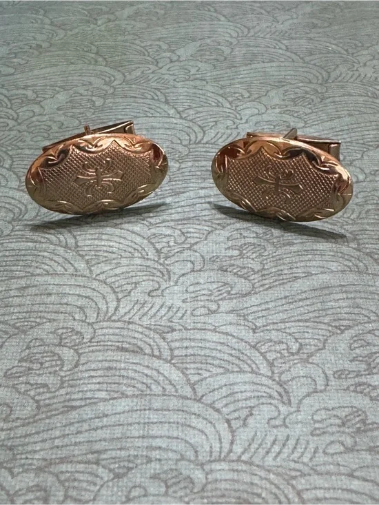 VINTAGE FLEUR DE LIS CUFF LINKS