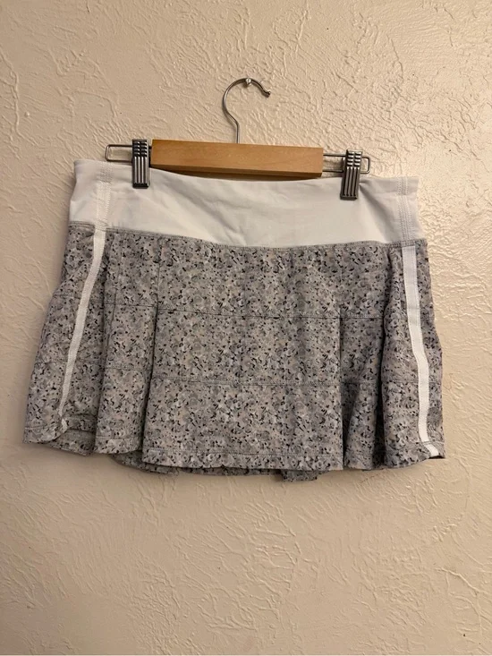 lululemon athletica White and Gray Micro-Floral Tennis Skirt