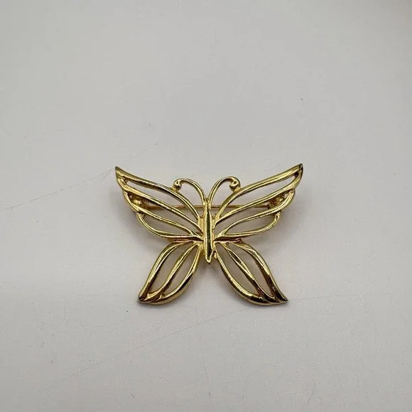 Vintage Gold Tone Butterfly Pin Brooch