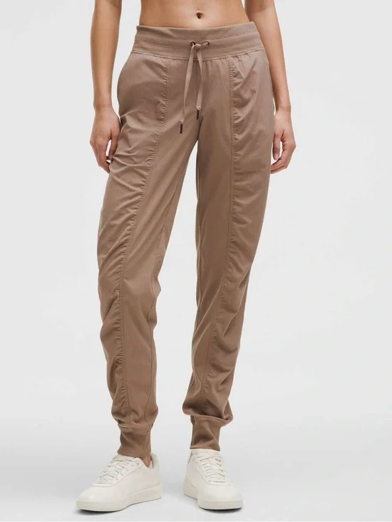 Lululemon Dance Studio Mid-Rise Jogger *Tall Taupetastic Size 2
