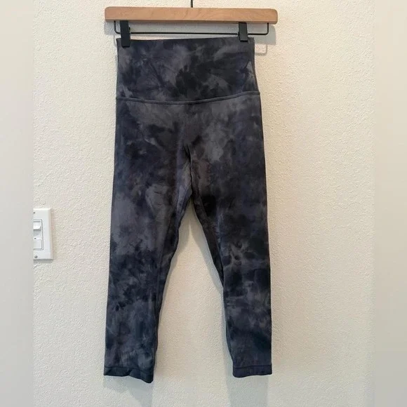 LULULEMON Align Crop Leggings 21