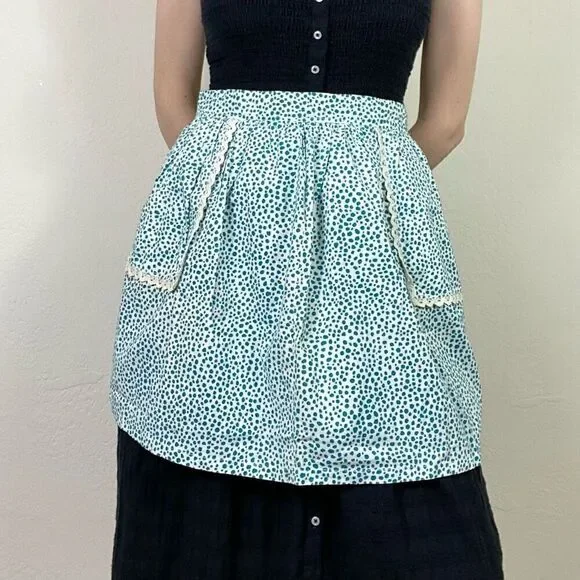 Vintage White & Teal Spotted Half Apron With Pockets Size S