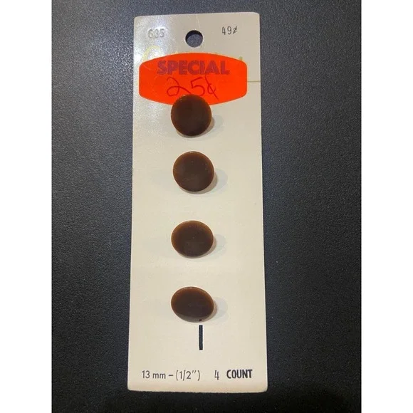 Vintage Costumakers 4 Brown Buttons 13mm 1/2 Inch Sewing Craft 1950-1960's