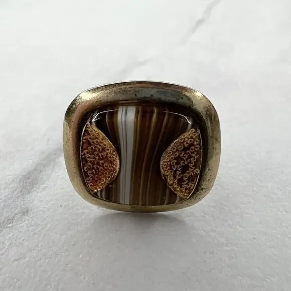 Vintage Gold Tone Striped Single Cufflink