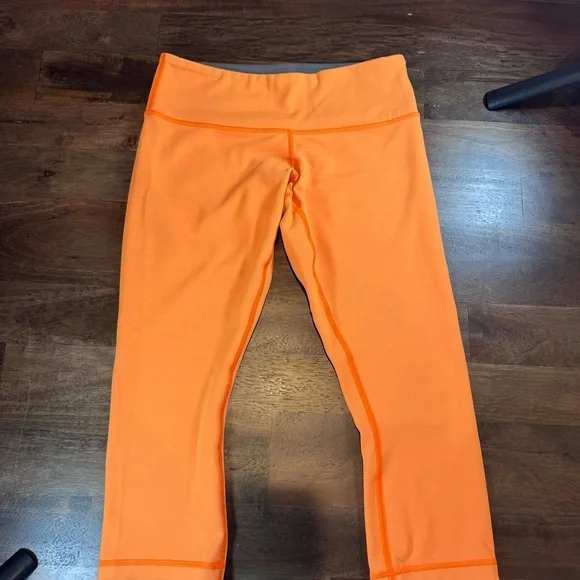 lululemon Reversible‎ Vibrant Orange/Gray Athletic Leggings, Size unk- poss 4