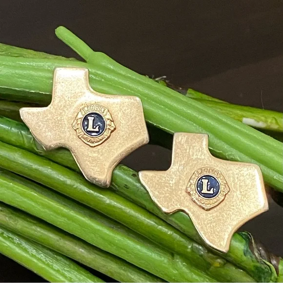 Vintage HAYWARD USA Lions Club International Gold-tone Cufflinks