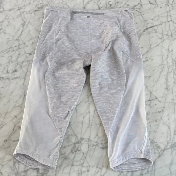 Lululemon High Waisted Capri Leggings With Mesh Gray and White Size 10
