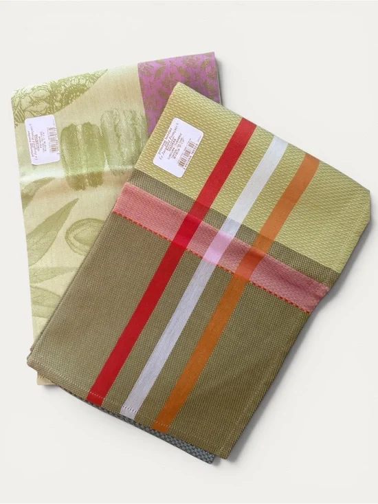 Le Jacquard Francais Tea Towels Set of 2 Macarons & Madras Plaid Green New