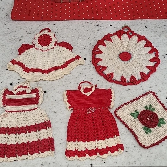 Vintage Hand Crochet Potholders 5 pc