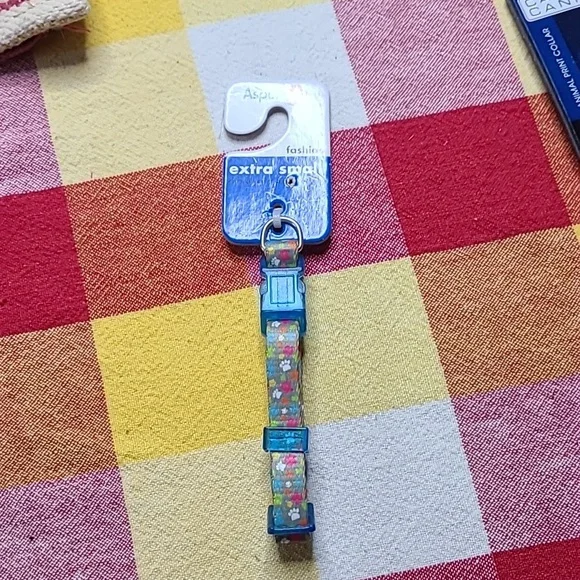 New pet collar extra small Aspen Pet brand