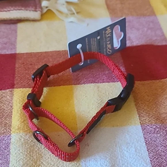 New Martindale dog collar size xsmall red