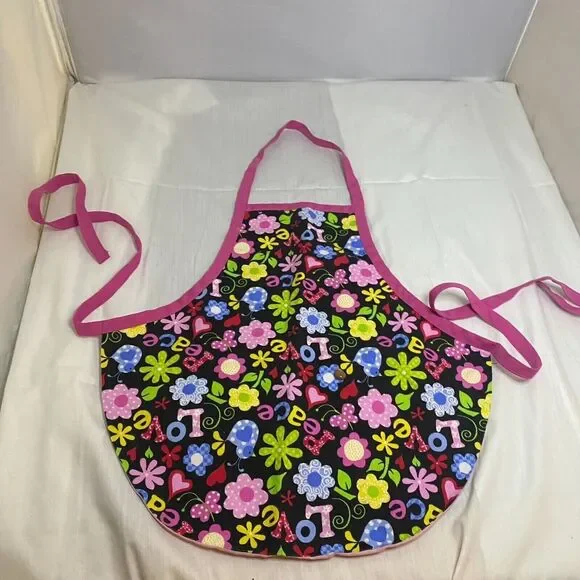 #7123 Girls Child Small Apron Peace Love 15 inch long size 3-5