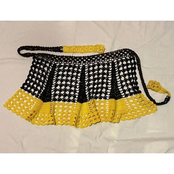 #5722 Womens Black and Yellow Crochet Half Hostess Apron