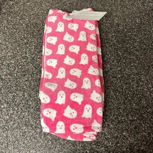 Cupcakes and Cashmere Pink Ghost Hand Towels