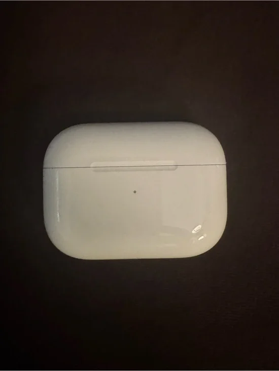 Apple Airpods Pro Gen 2 MagSafe Charging Case