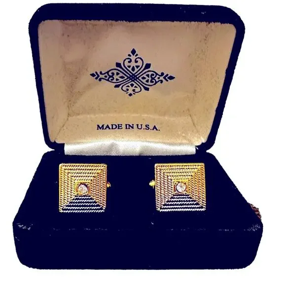 New cuff links‎ gold tone toggle closure