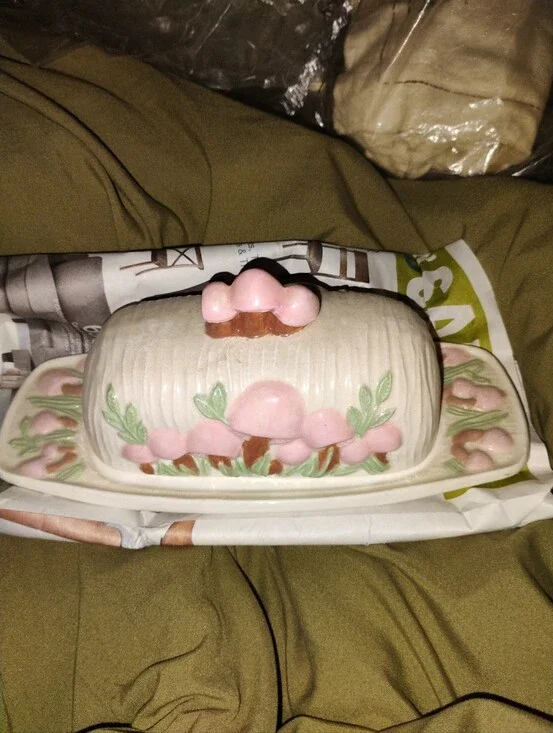 Ceramic 70s Butter Dish, Salt & Pepper Shakers, 5
