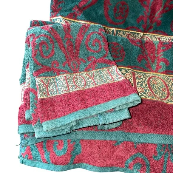 Santens Holiday Towels Set‎ Of 4 Green & Red 100% Cotton With Embroidered Joy