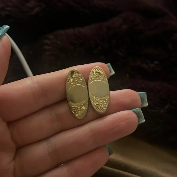 Vintage Gold tone cufflinks