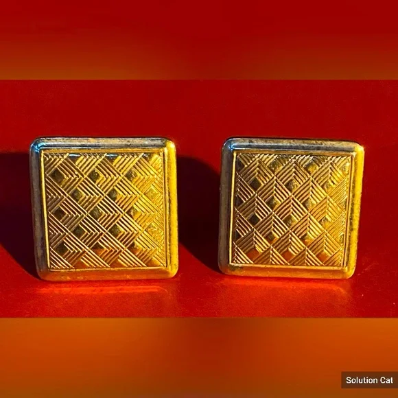 Men’s Gold Tone Etched Square MCM Art Deco 3/4” Cuff Links