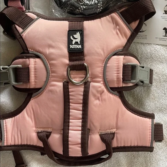 Pink Dog Walking Harness and Leash And Pink Dog Collar NWT. Size M.