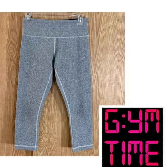 Lululemon Athletica Gray Chevron Pattern Soft Capris Leggings