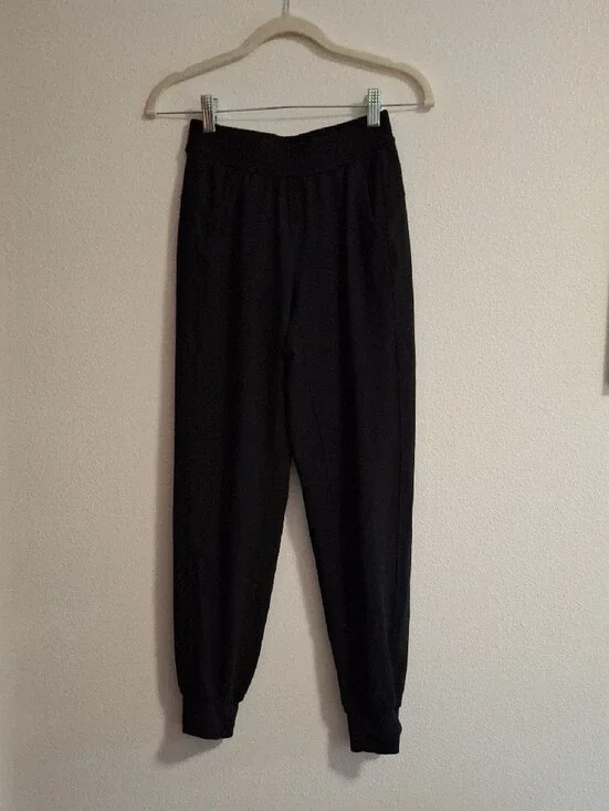 lululemon athletica Black Women's Jogger Track Pants Size 2
