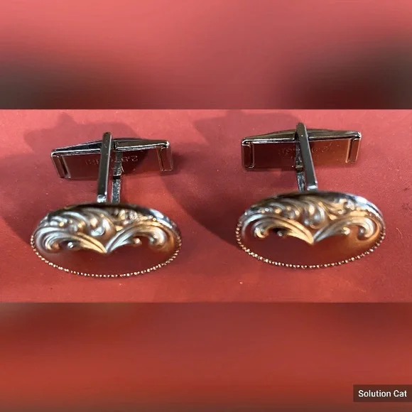 Men’s Silver Tone Etched Design 5/8” Oval Cuff Links