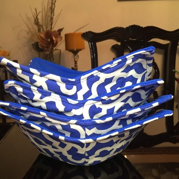 Elegant Blue and White Kitchen Linens Set with Absorbent Cotton