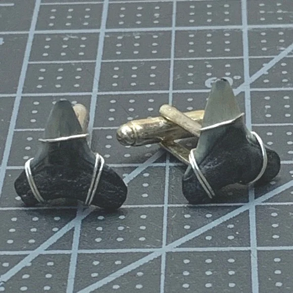 Shark Tooth Cufflinks Silver Tone Wire‎ Wrapped Nautical Gift