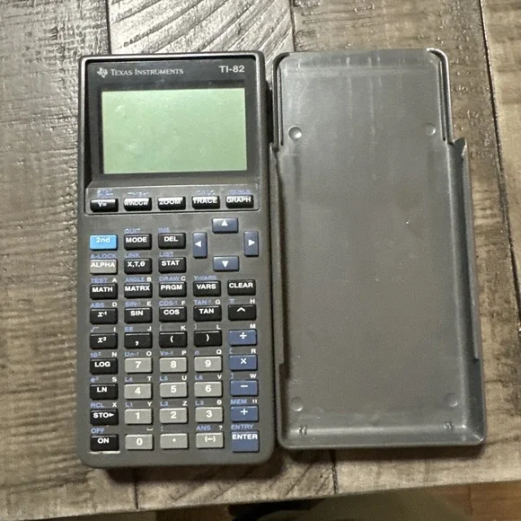 Texas Instrument TI 82 Graphing Calculator W‎ Cover Tested