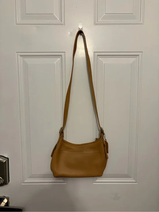 Coach Camel Tan Leather Shoulder Bag