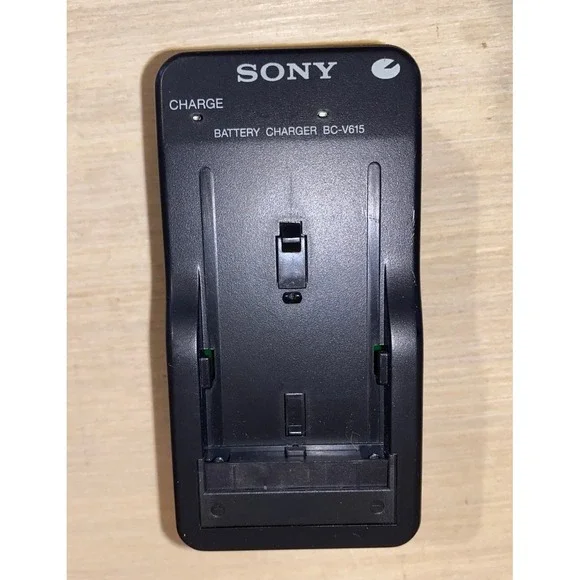 ORIGINAL OEM Sony BC-V615 Charger + Sony NP-F330 Battery - Tested