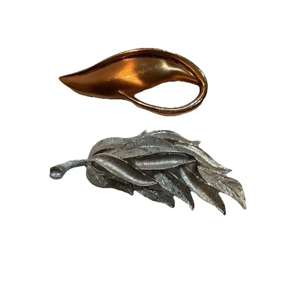 2 VINTAGE MATISSE Copper Enamel Leaf Brooch & Kramer Scarf Hat Brooch Signed