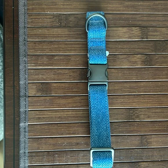 Blue size M dog collar heavy duty nwot from Target