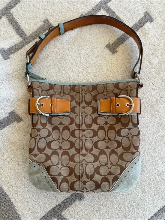 Coach Signature 2005 true vintage bag